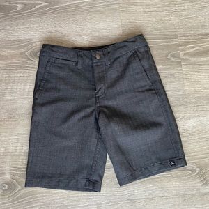 Boys size 6 Quiksilver shorts